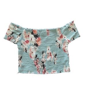 Kendall & Kylie Cottage Core Over the Shoulder Ribbed Floral Crop Top (XS)